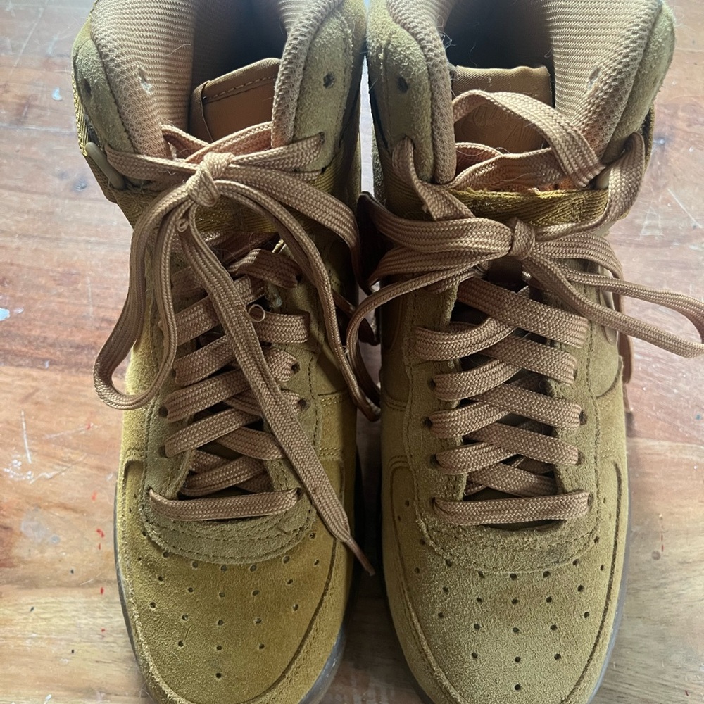High-Top Brown Sneakers
